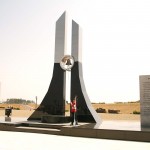 慰霊碑 宮城県岩沼市千年希望の丘植樹祭2014