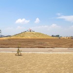 避難丘(高さ10m) 宮城県岩沼市千年希望の丘植樹祭2014