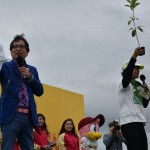 ルー大柴さんによる植樹クイズ