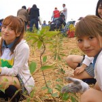 AKB48メンバー 北原里英さん、梅田彩佳さん、高城亜樹さん 南相馬市鎮魂復興市民植樹祭2013