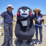鈴木京香さんもボランティアに来てくれました 宮城県岩沼市千年希望の丘植樹祭2015